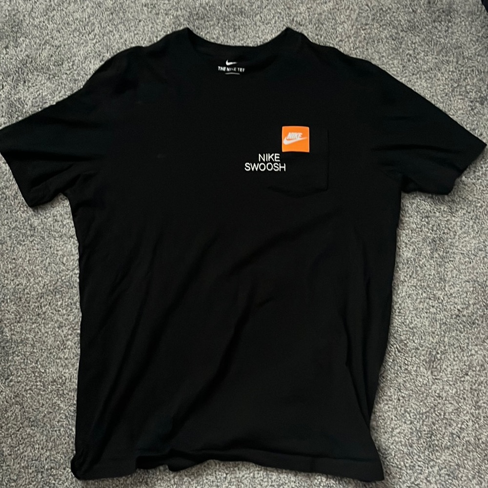Gently Used - Nike Pocket Tee - Sz M